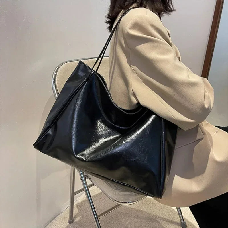 Women Tote Bags Fashion Underarm Pouch Large Capacity Soft Pu Shoulder Bag Retro Crossbody Bag Casual Portable Bucket Bag