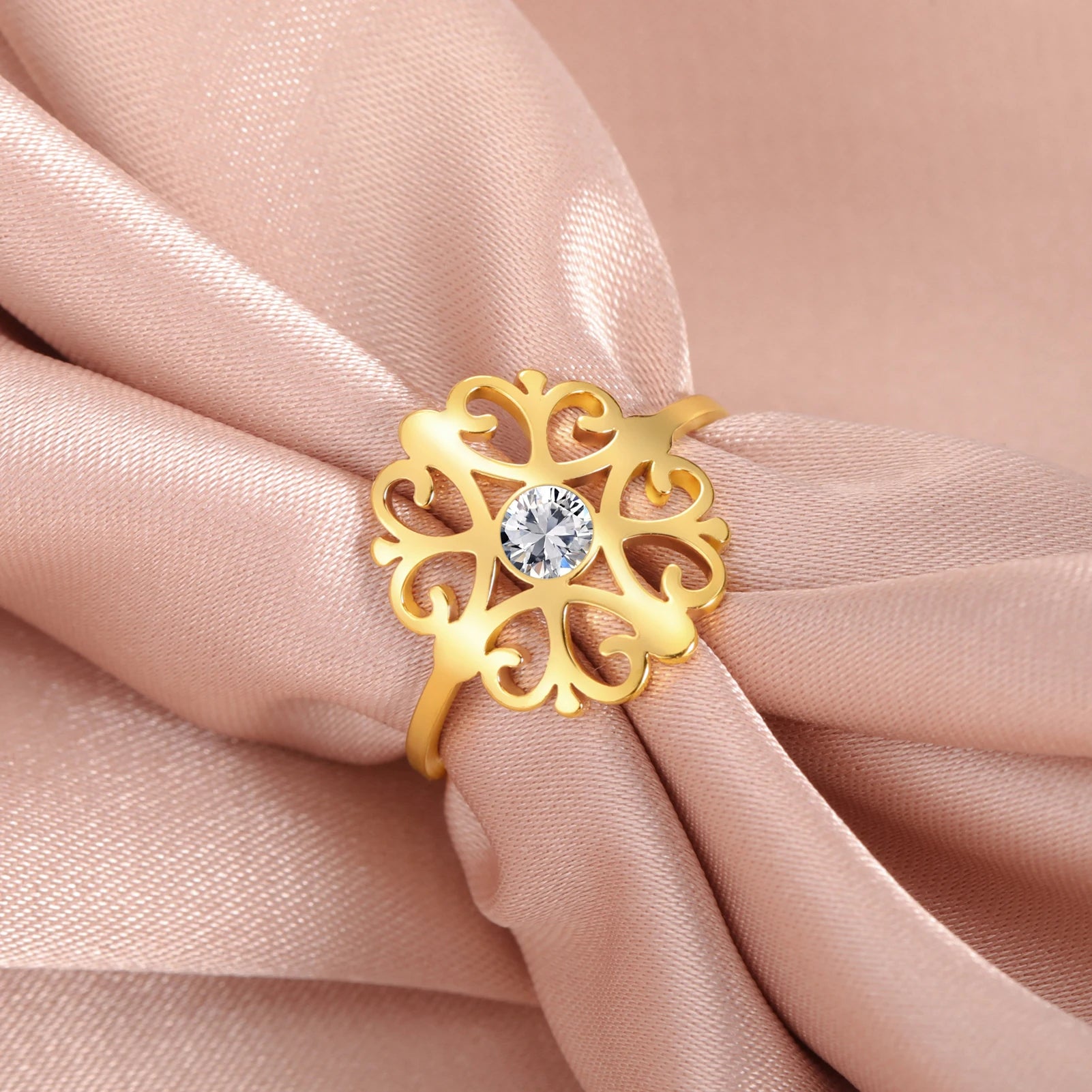 Skyrim Stainless Steel Flower Ring With Clear Zircon Women's Rings Wedding Band Bohemian Jewelry Anniversary Gift Wholesale