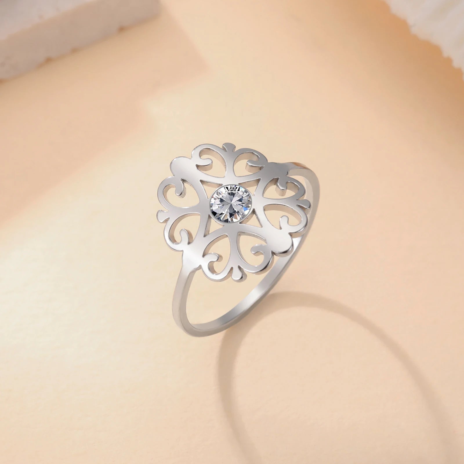 Skyrim Stainless Steel Flower Ring With Clear Zircon Women's Rings Wedding Band Bohemian Jewelry Anniversary Gift Wholesale
