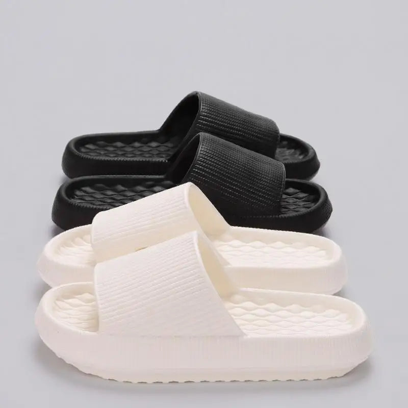 Thick Bottom Cloud Slippers Women Soft Sole Eva Indoor Slides Couple Bathroom Shoes Summer Non-Slip Platform Sandals Flip Flops