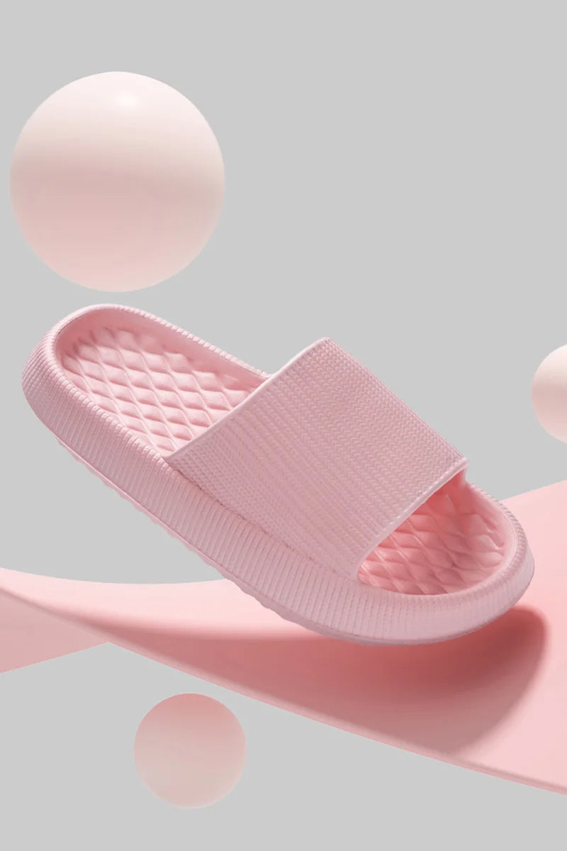 Thick Bottom Cloud Slippers Women Soft Sole Eva Indoor Slides Couple Bathroom Shoes Summer Non-Slip Platform Sandals Flip Flops